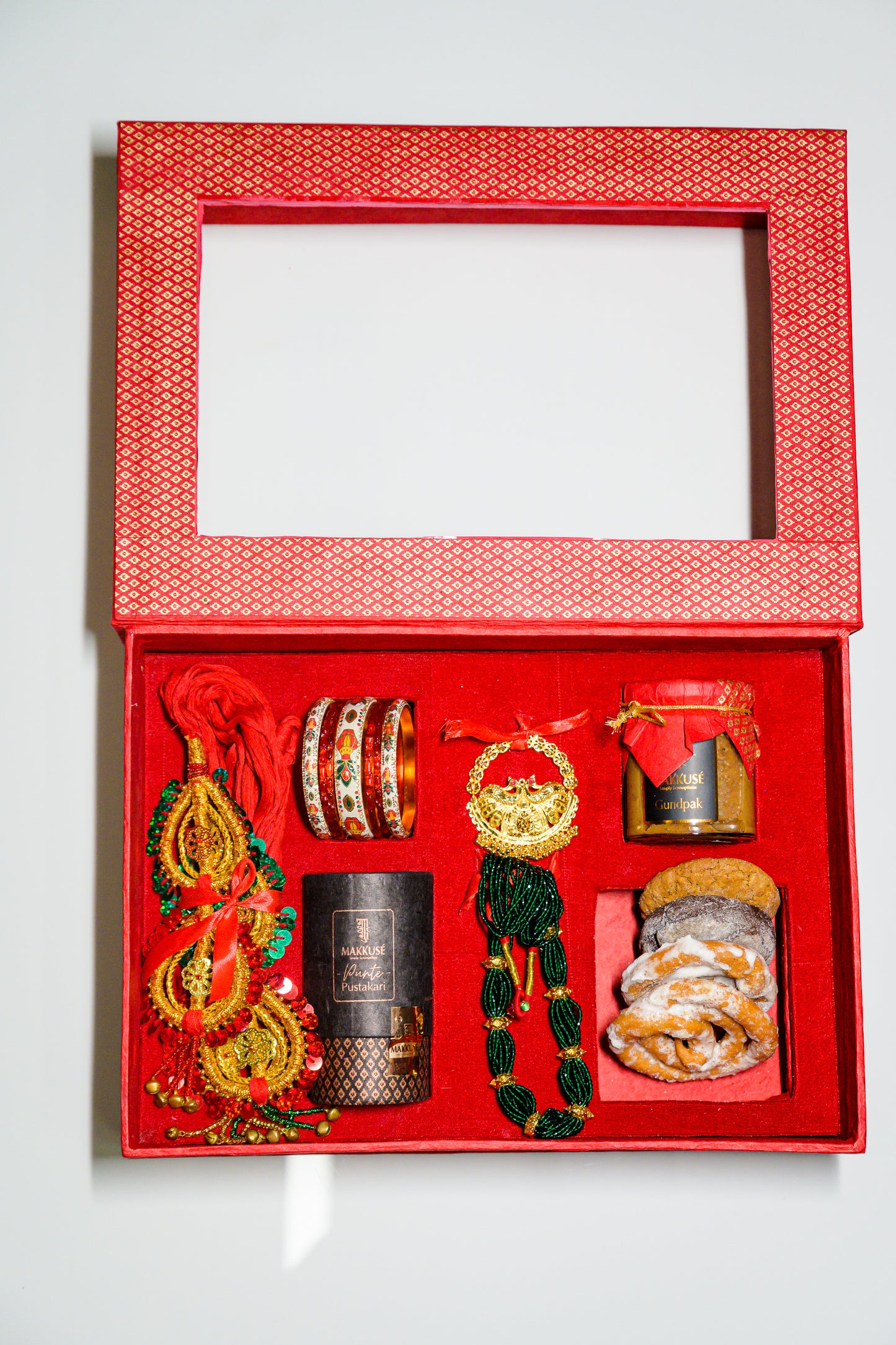 Makkusé Grand Teej Box (Regular)