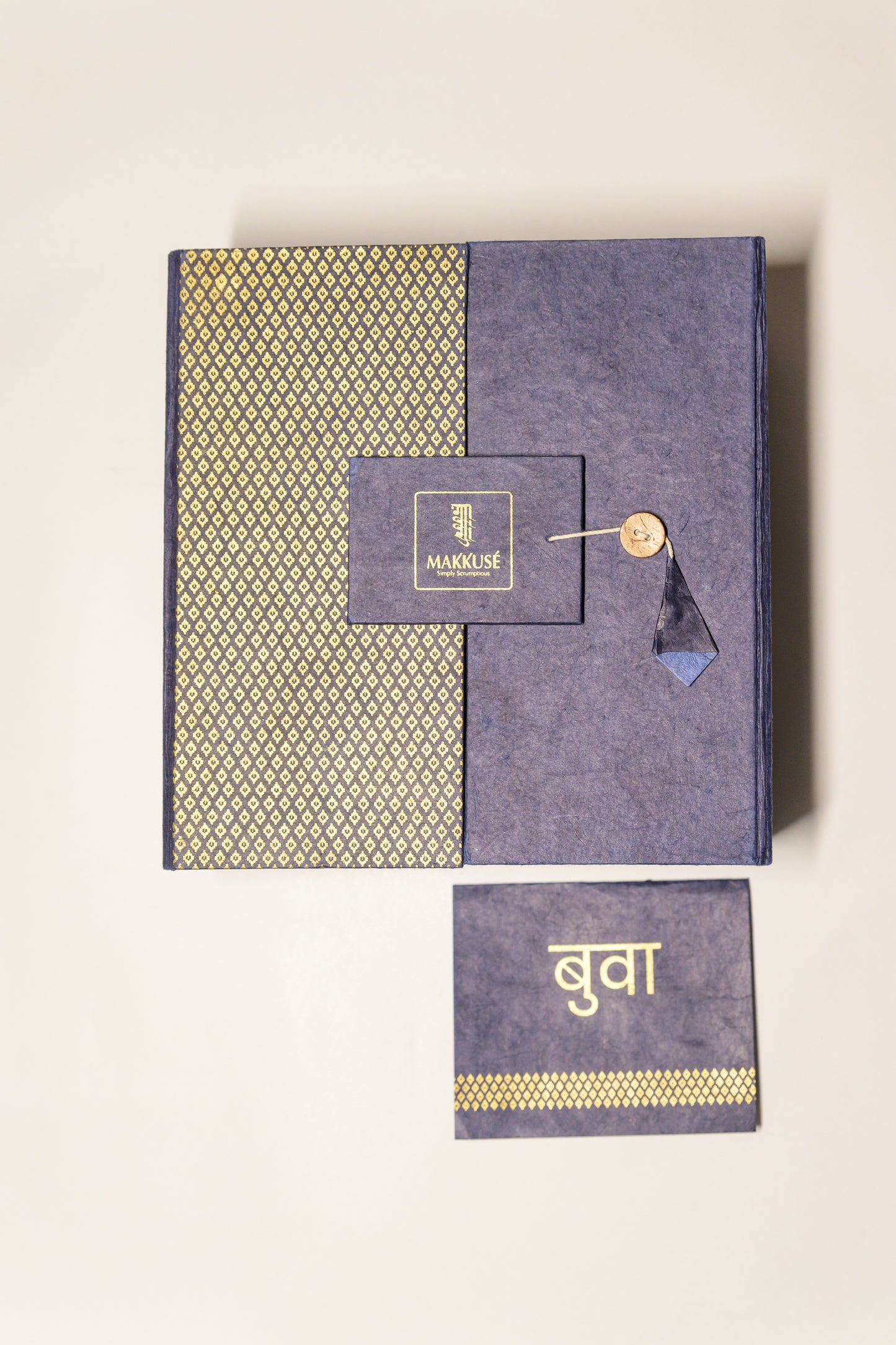 Makkusé Small Father’s Day Gift Box - with Dhaka Topi (No added sugar)