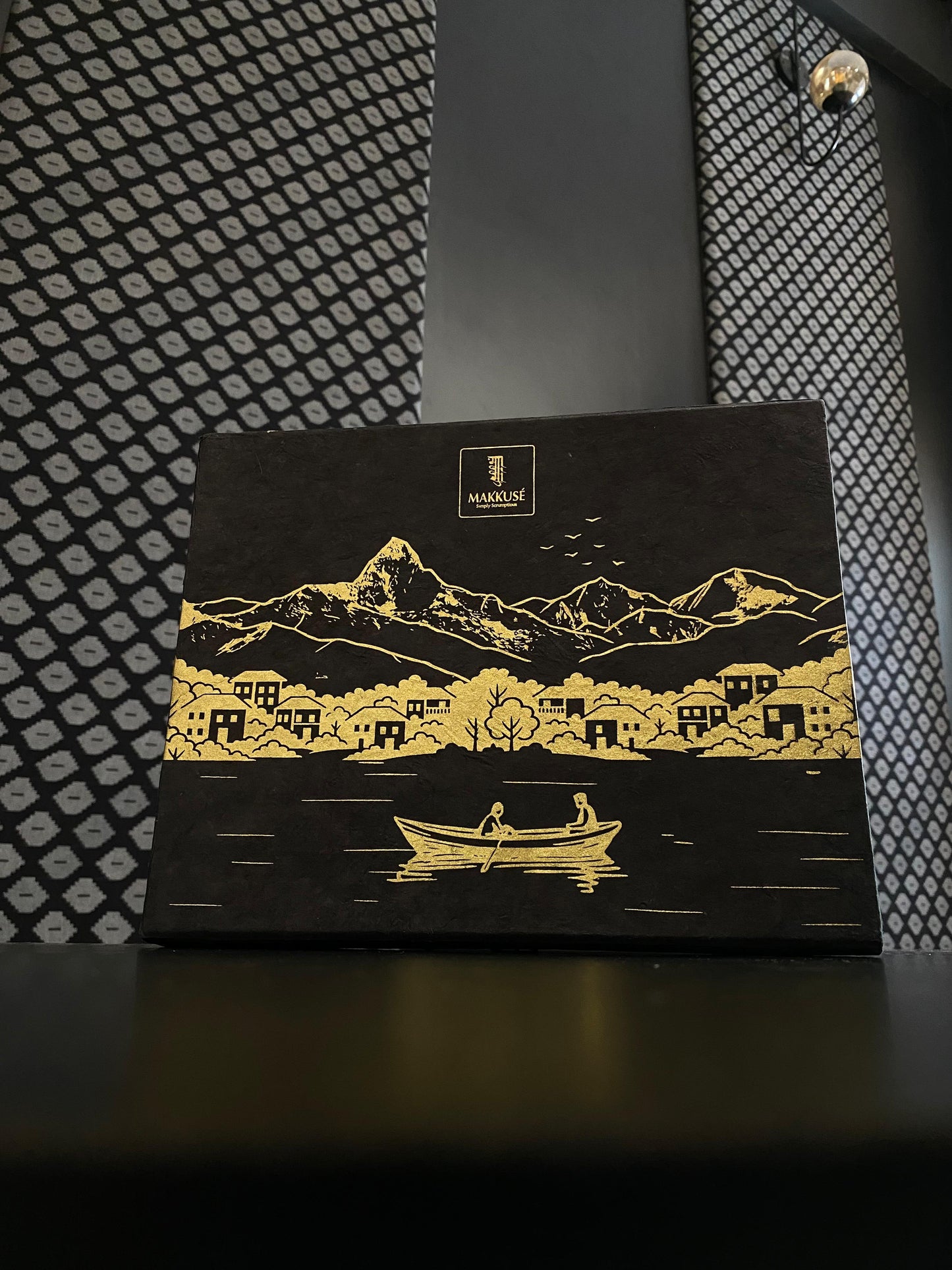 Pokhara Heritage Gift Box (Black)