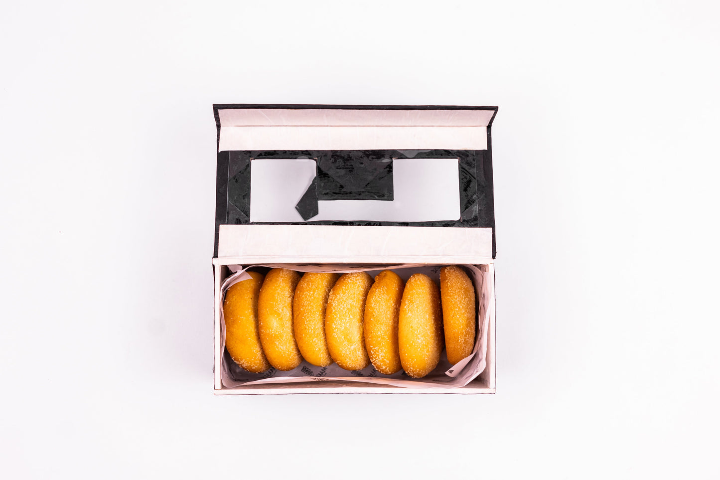 Makkusé Semolina 7 Pack Small Cookies Box