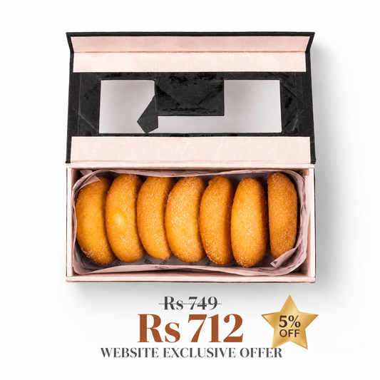 Makkusé Semolina 7 Pack Small Cookies Box
