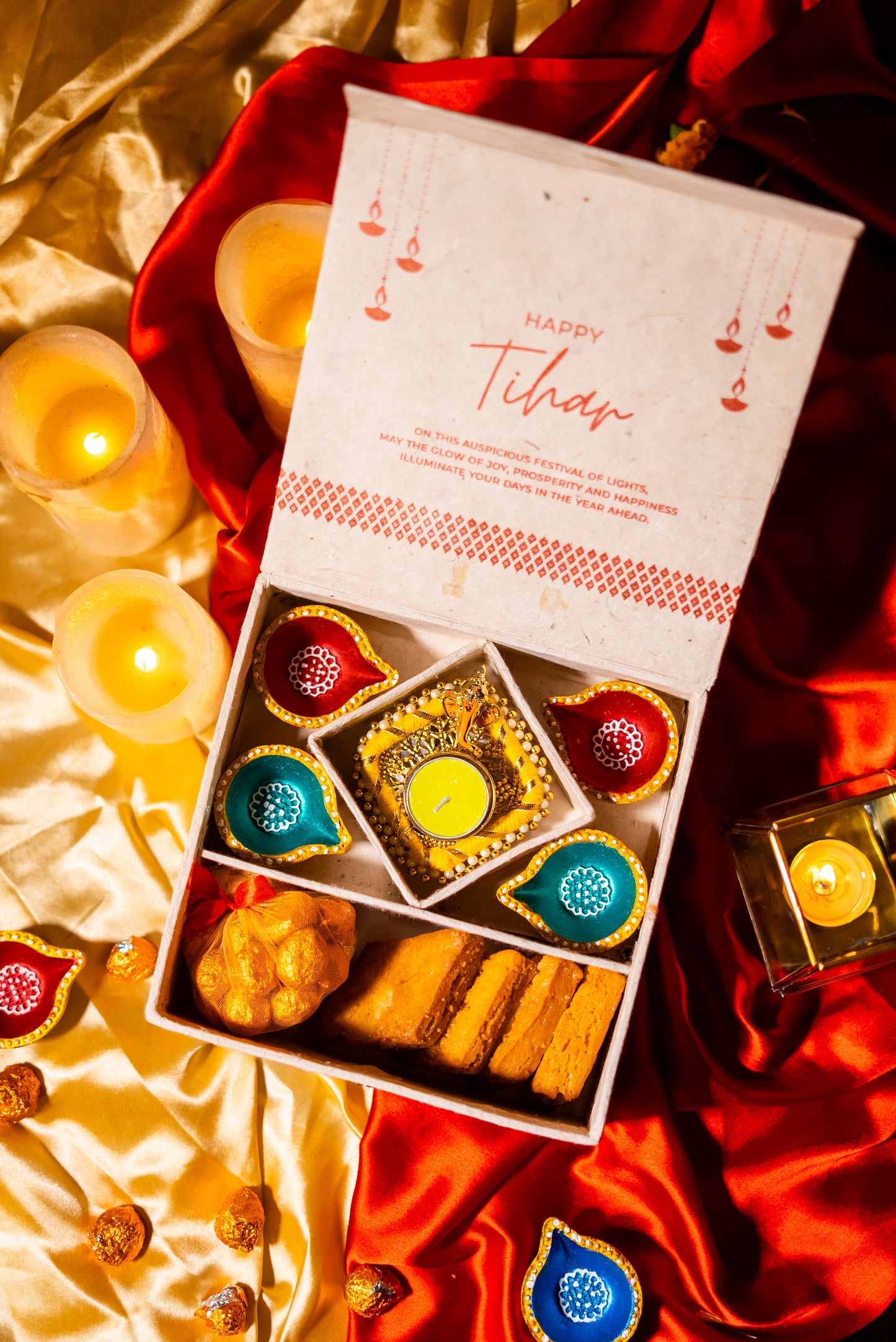 Small Tihar White Gift Box