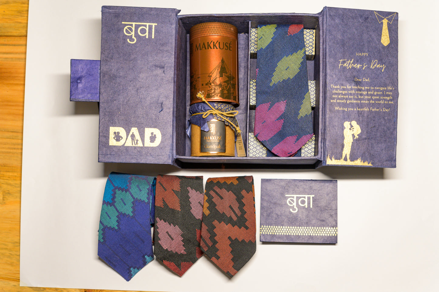 Makkusé Small Father’s Day Gift Box - with Handwoaven Dhaka Tie (Regular)