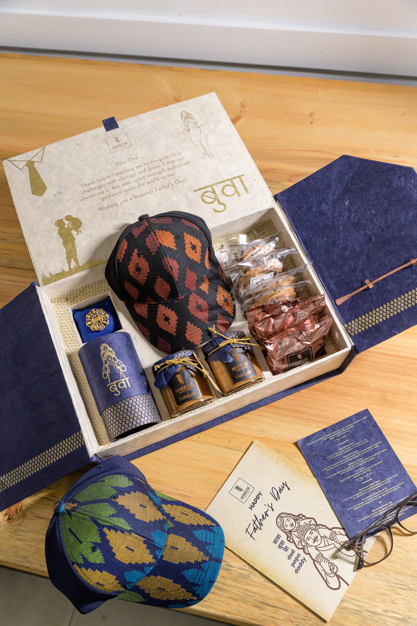 Makkusé Ultimate Father’s Day Gift Box - with Dhaka Cap (Regular)
