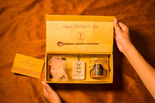 Makkusé Mini Birthday (Mustard Yellow) Box